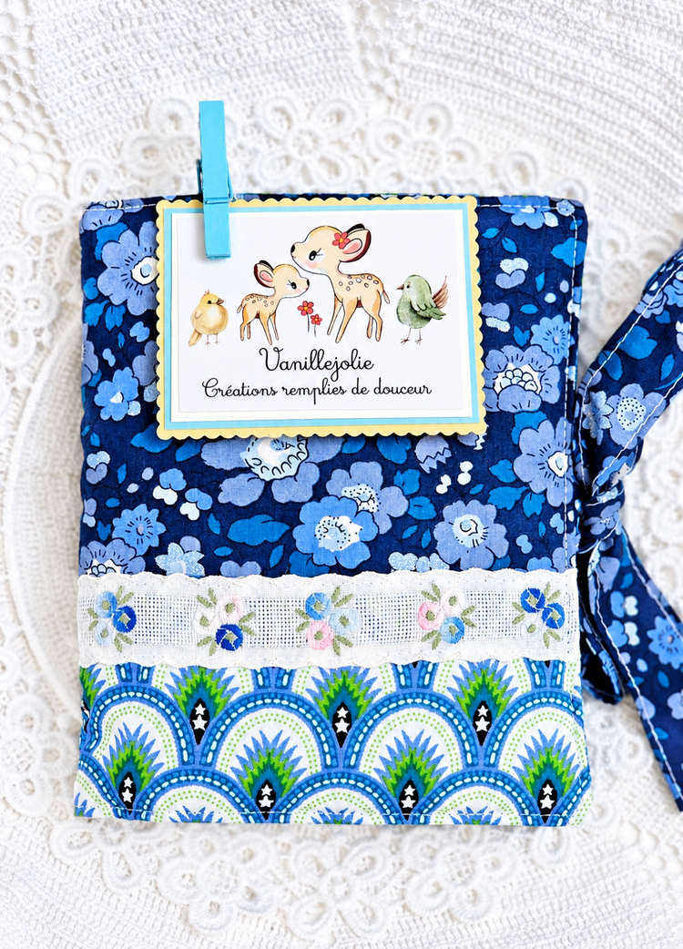 Pochette petit format tissu motif bleu