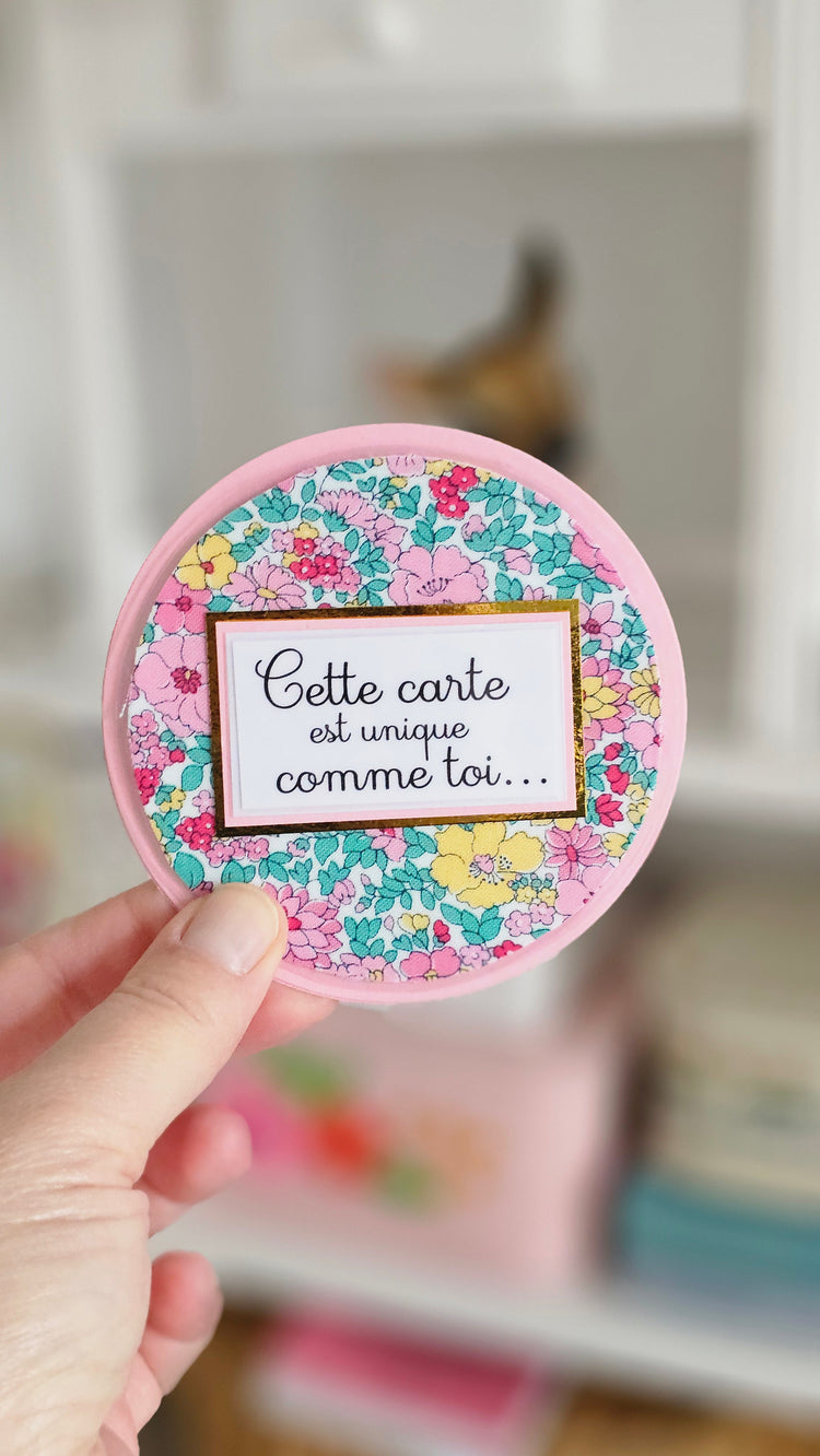 Carte ronde papier et liberty
