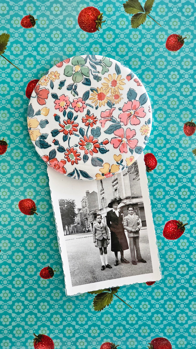 Protège cahier liberty et dentelle avec magnet