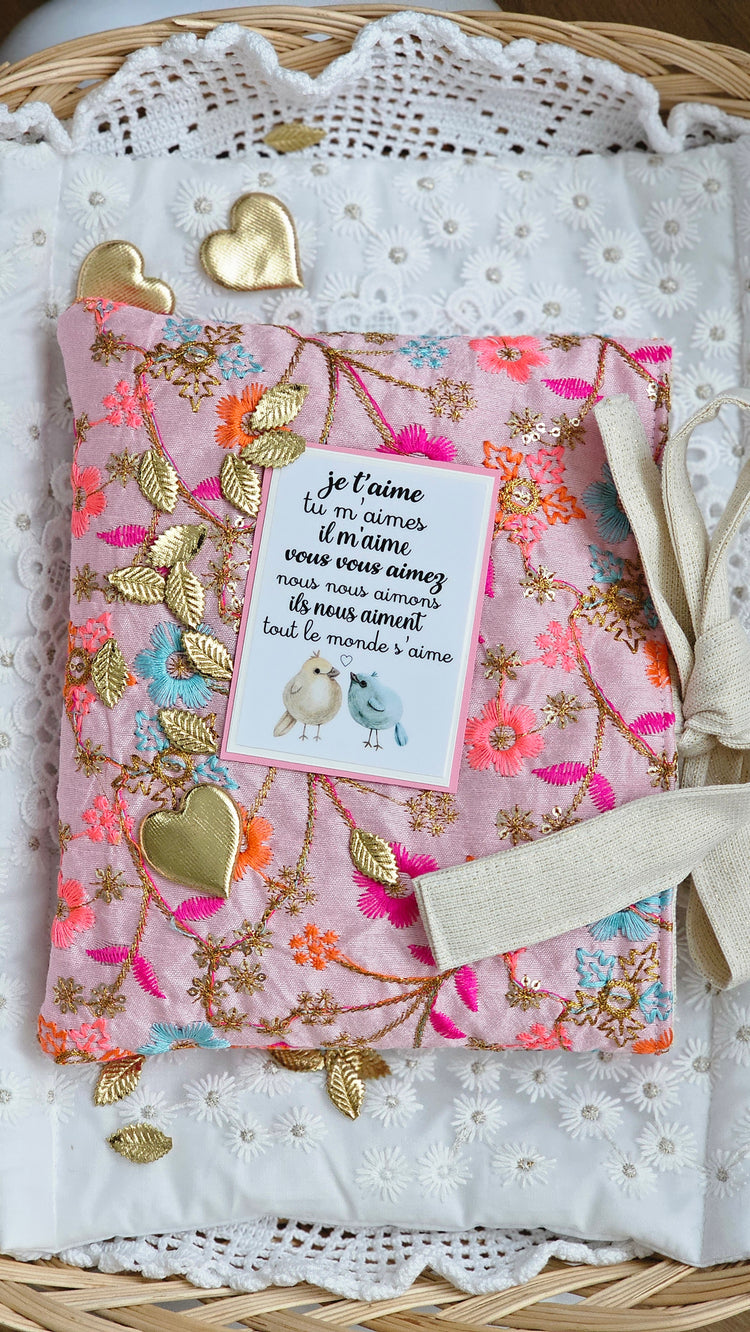 Pochette tissu fleuri pour livre de poche