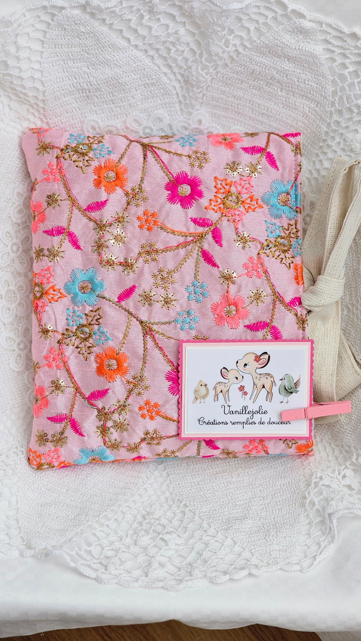 Pochette tissu fleuri pour livre de poche