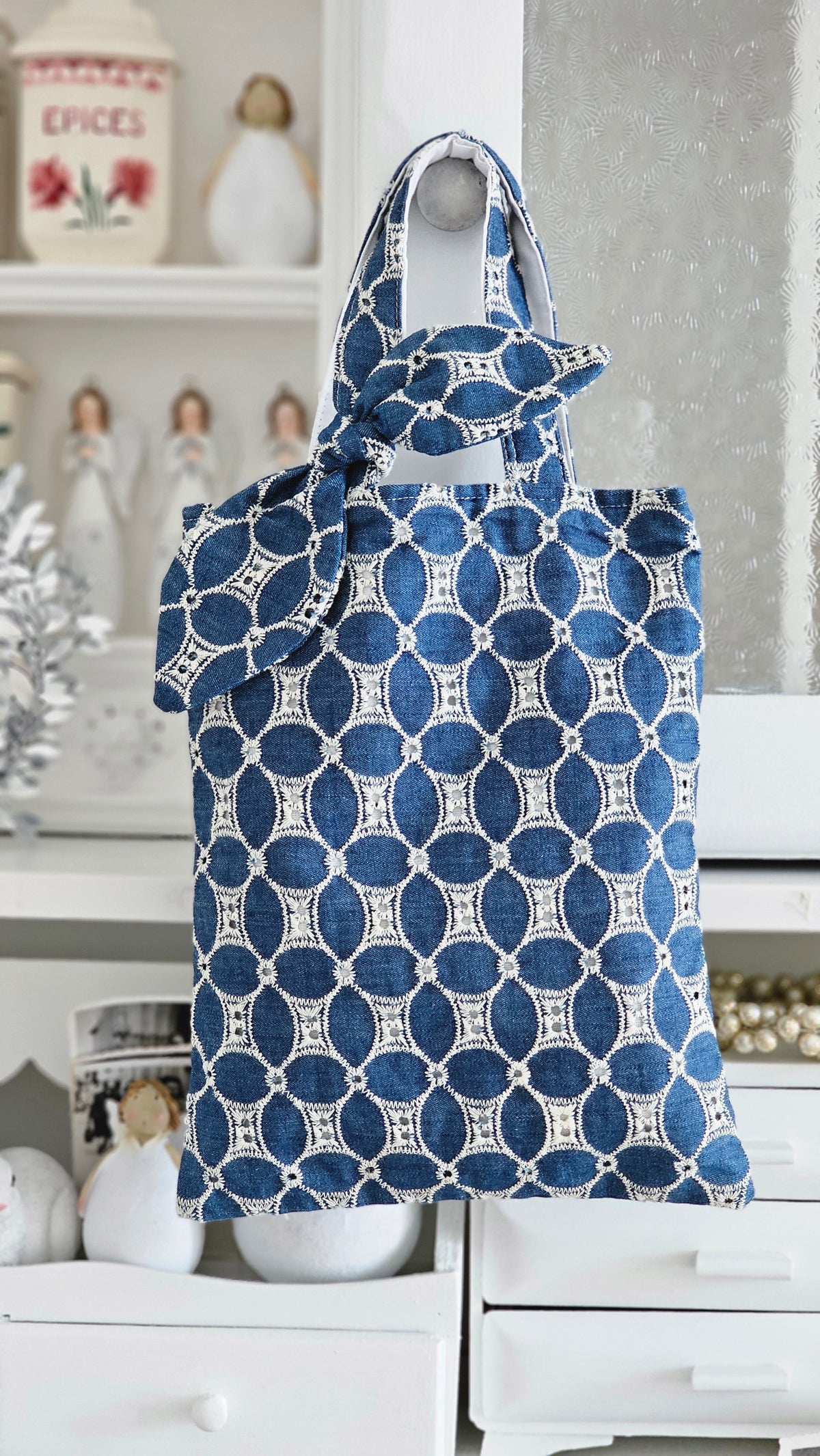 Tote bag tissu jean brodé