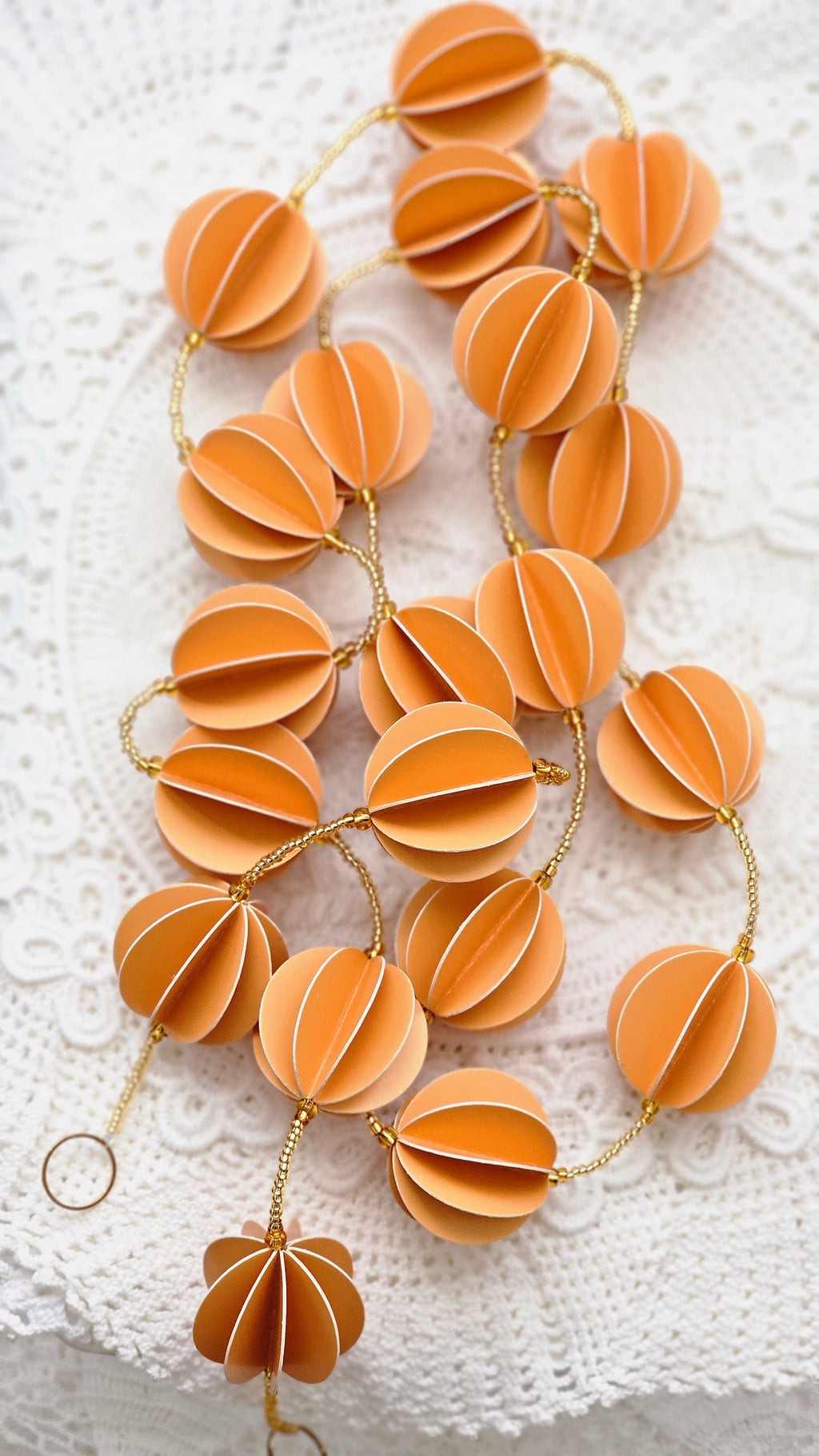 Guirlande décorative en papier orange