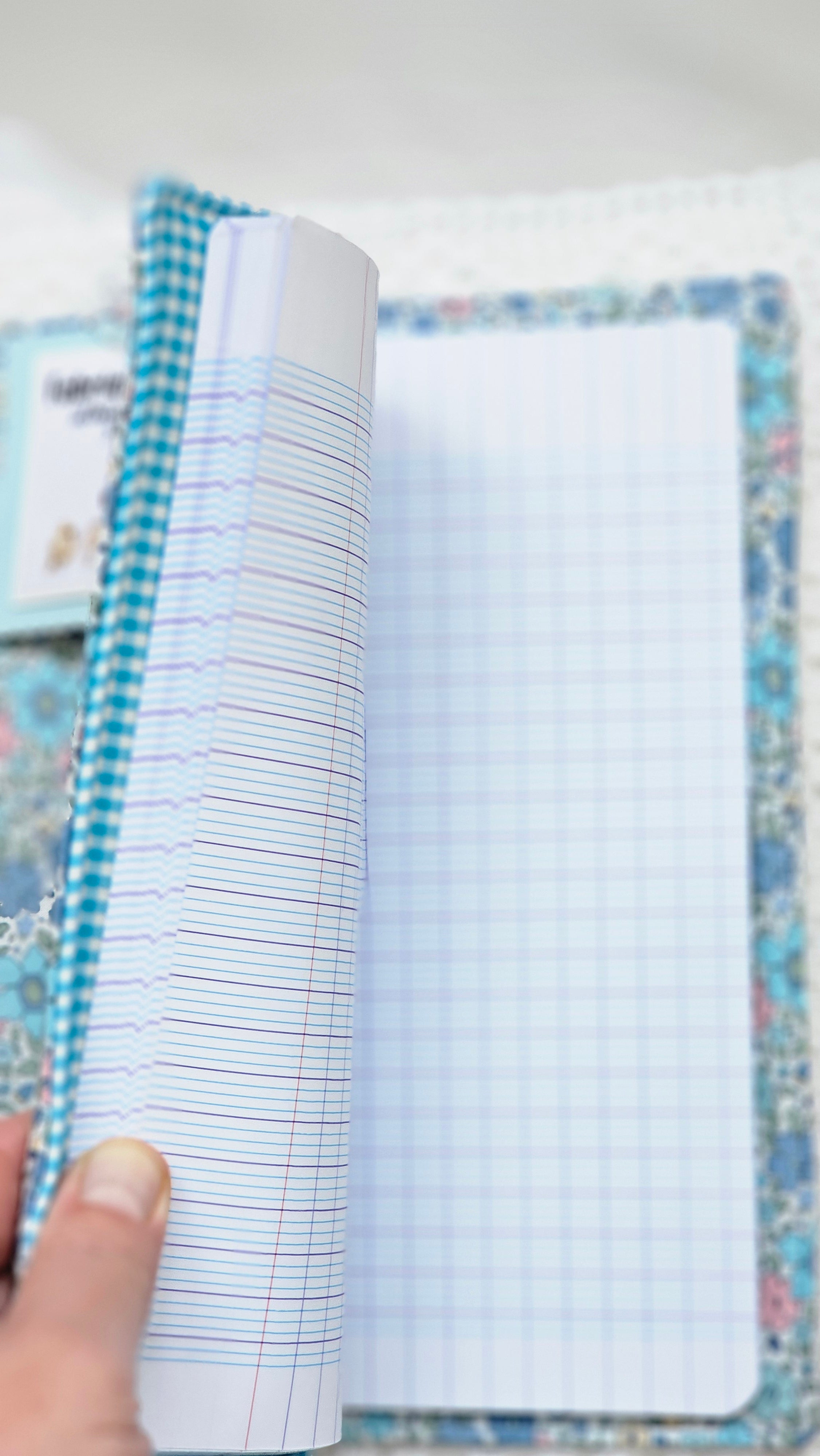 Protège cahier tissu fleuri bleu