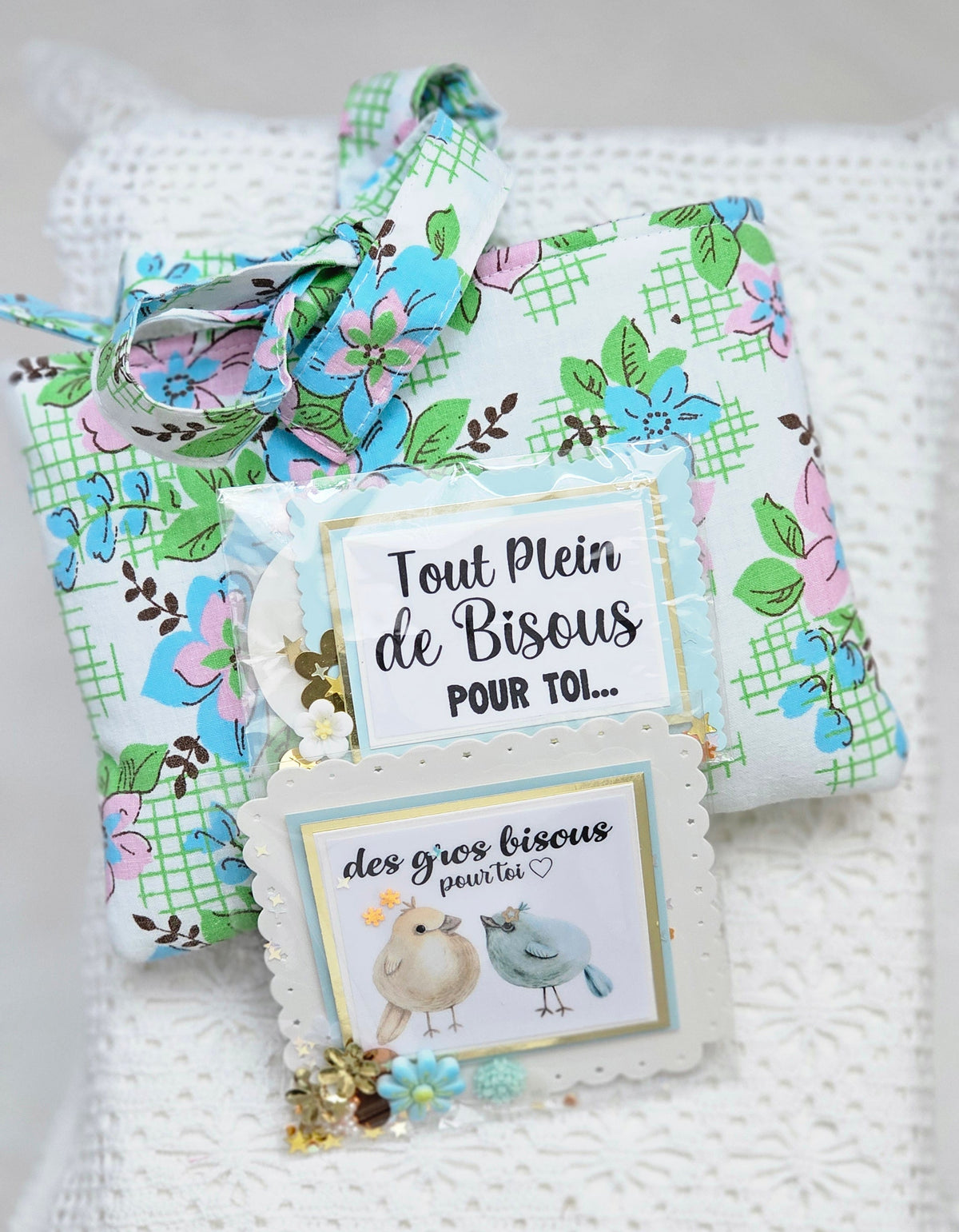 Pochette tissu fleuri et cartes à paillettes