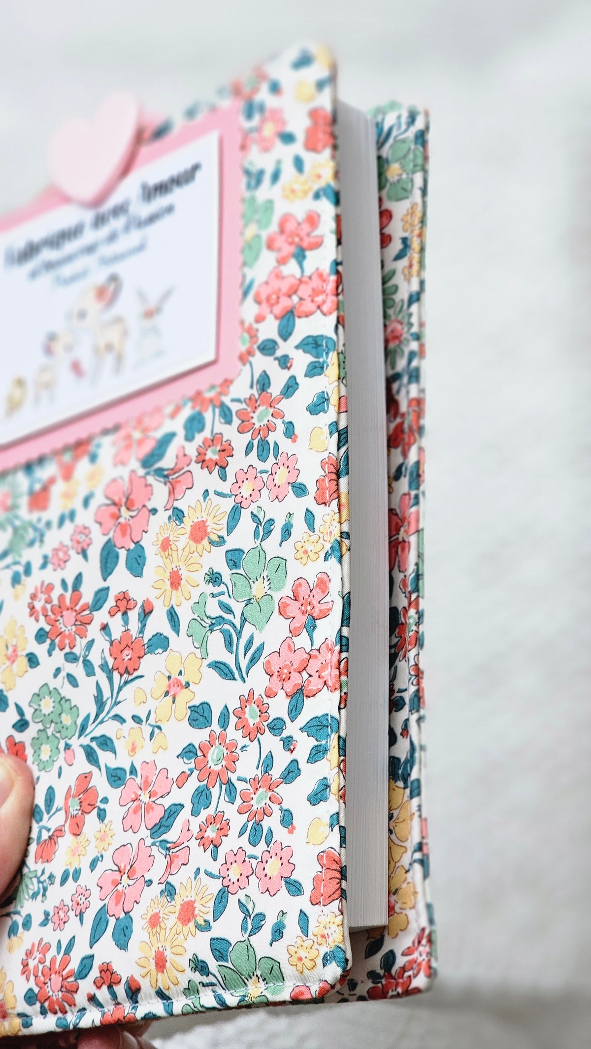 Housse tissu liberty pour livre de poche