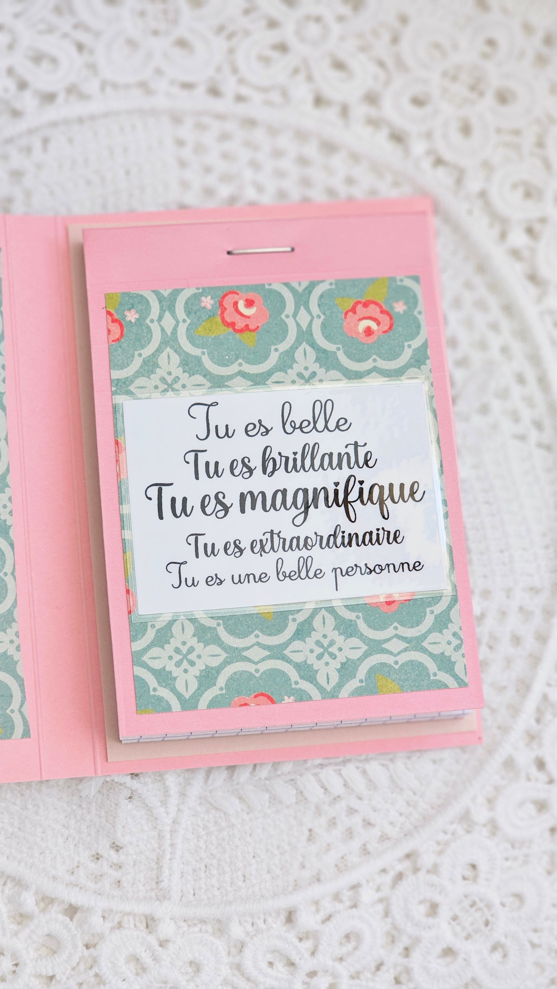 Carte avec petit carnet