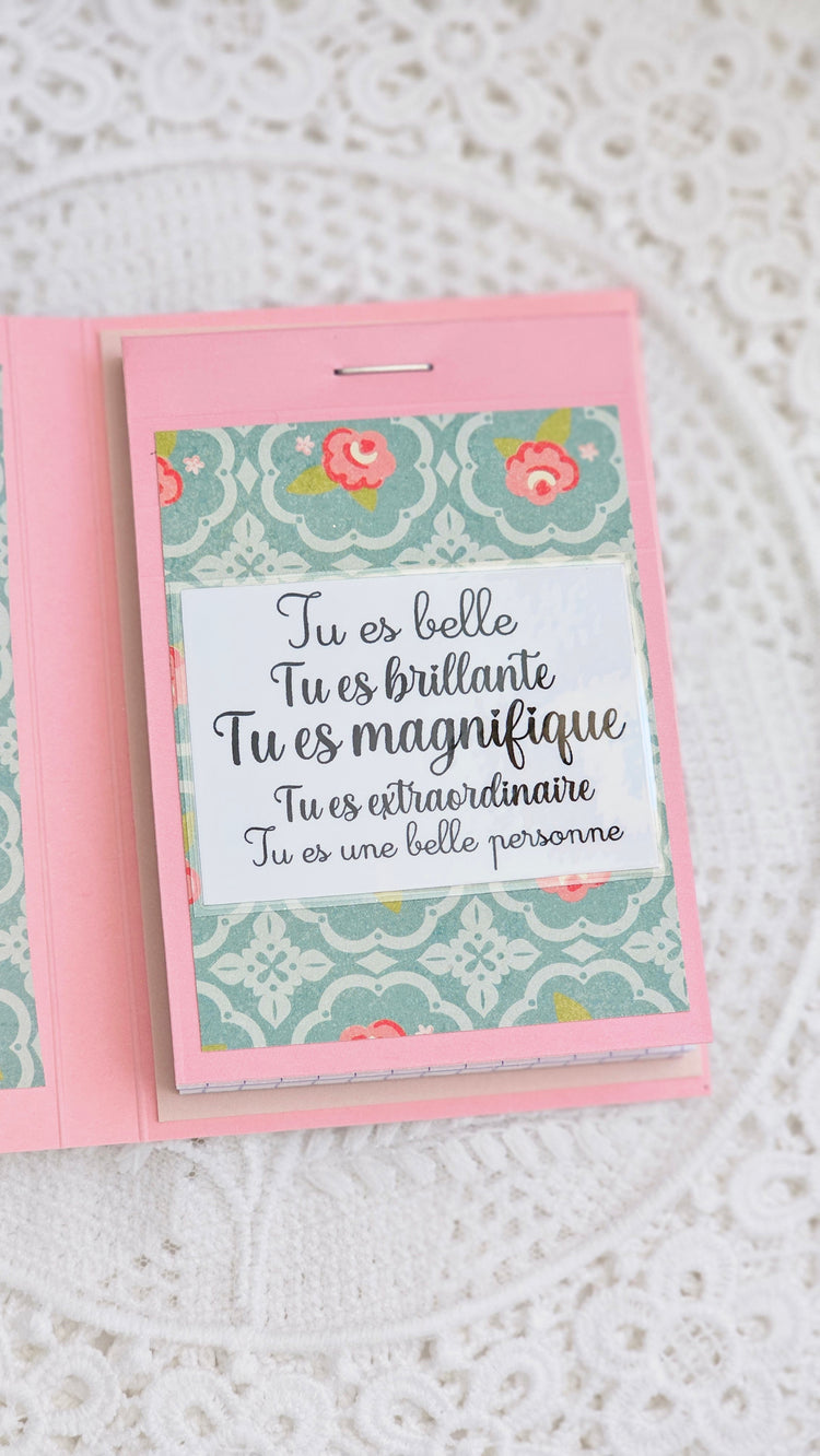 Carte avec petit carnet