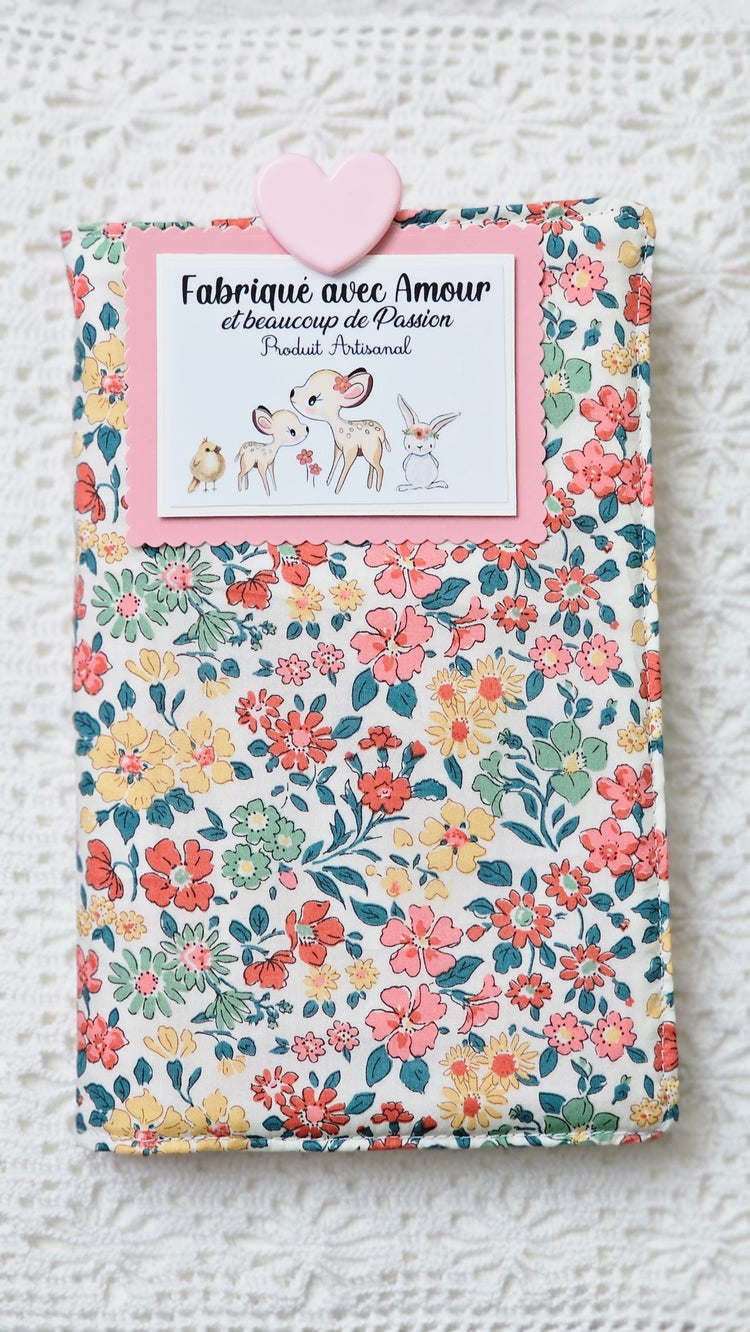 Housse tissu liberty pour livre de poche