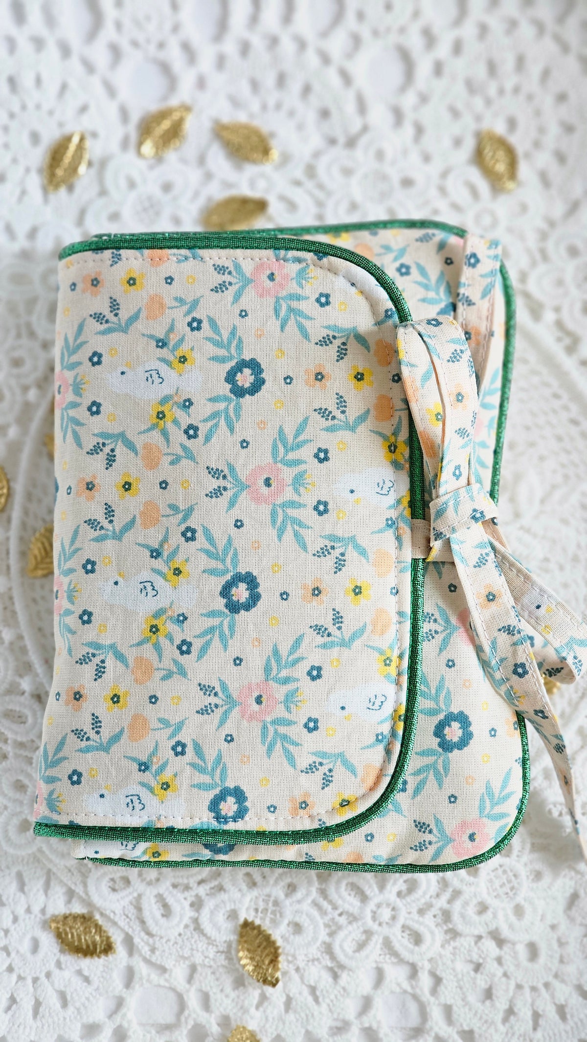 Mini pochette tissu coton fleuri et passepoil