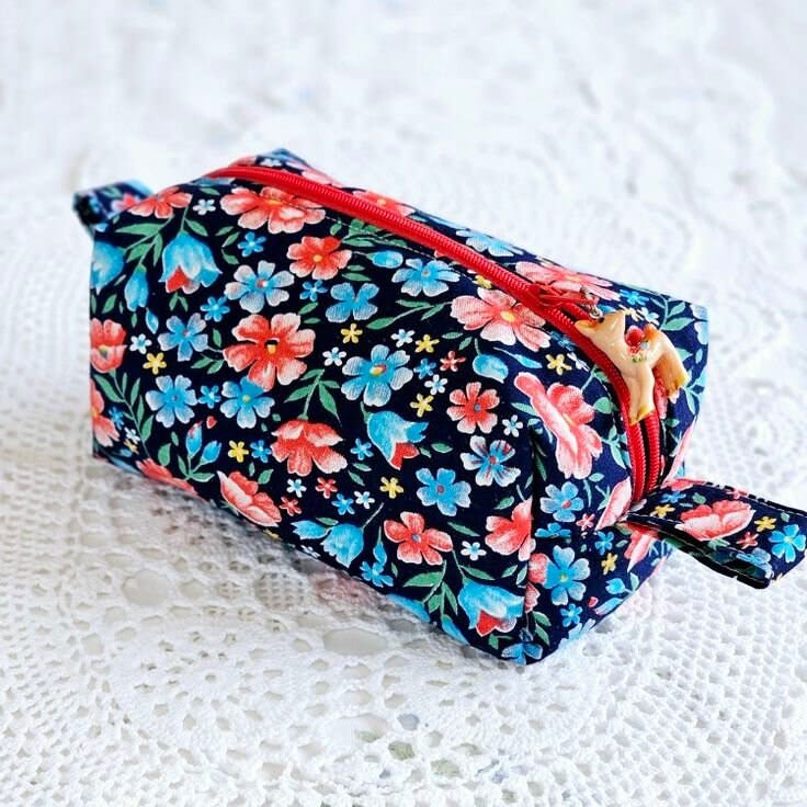 Trousse tissu fleuri vintage