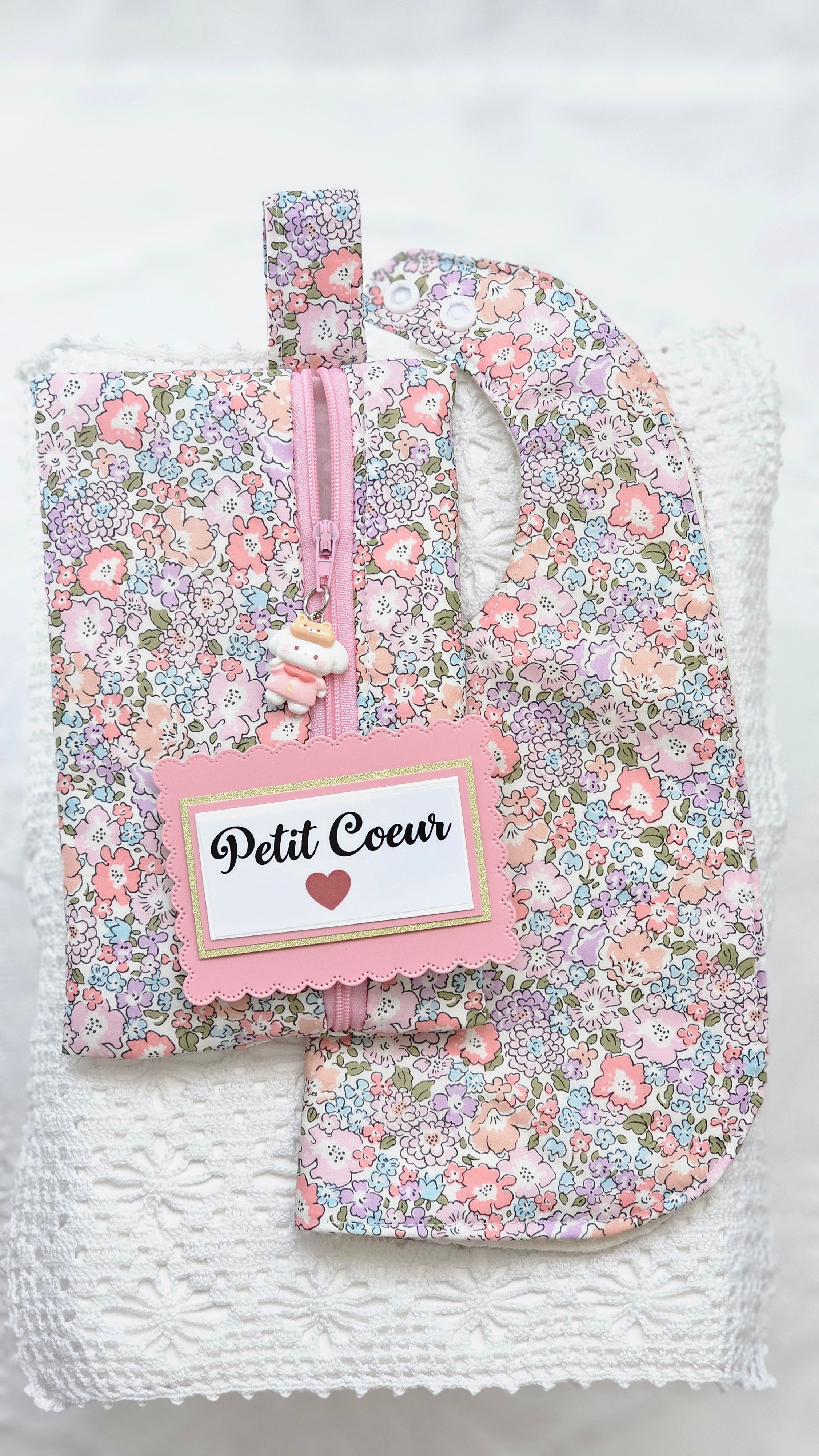 Bavoir et trousse tissu liberty rose
