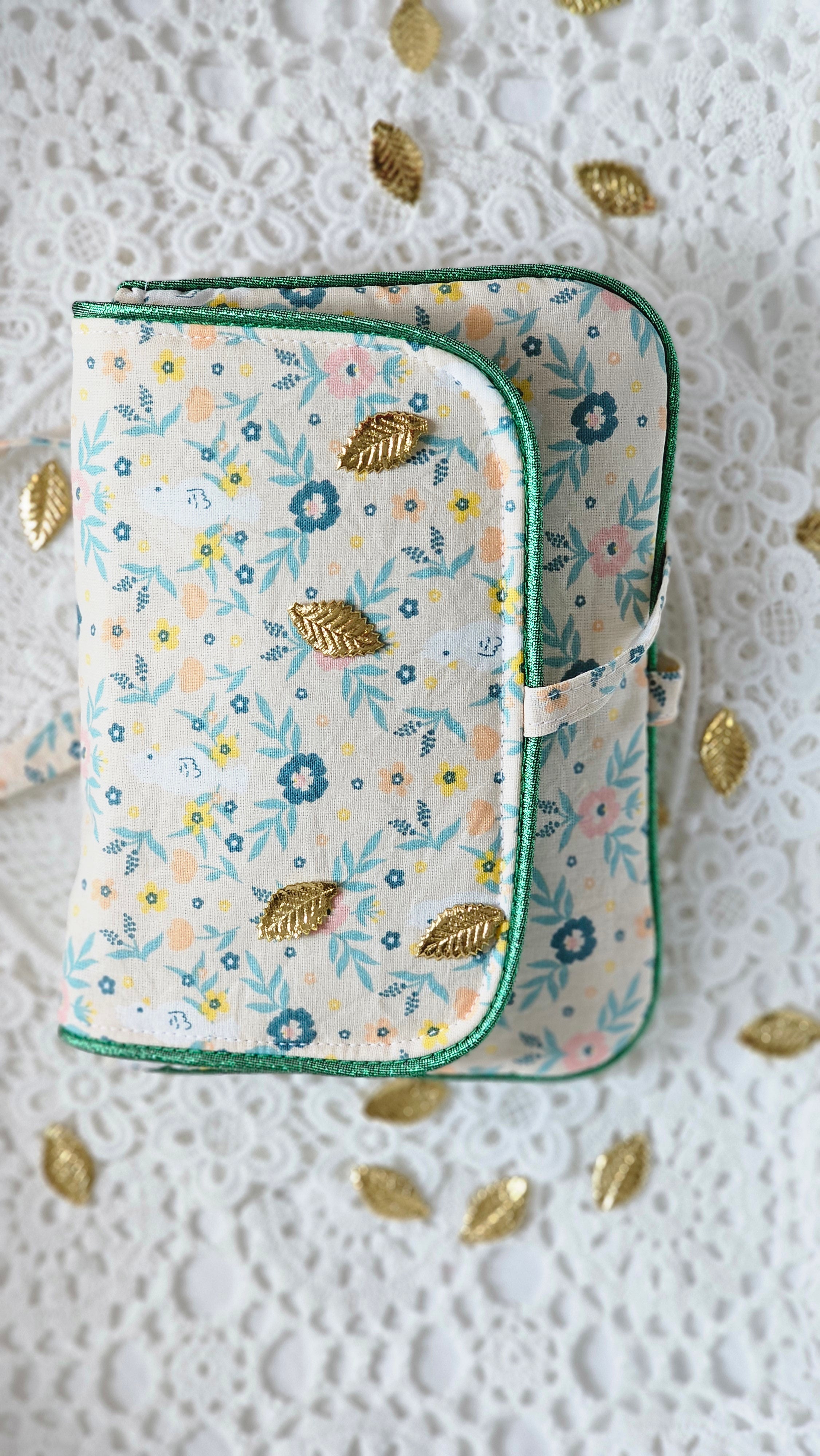 Mini pochette tissu coton fleuri et passepoil