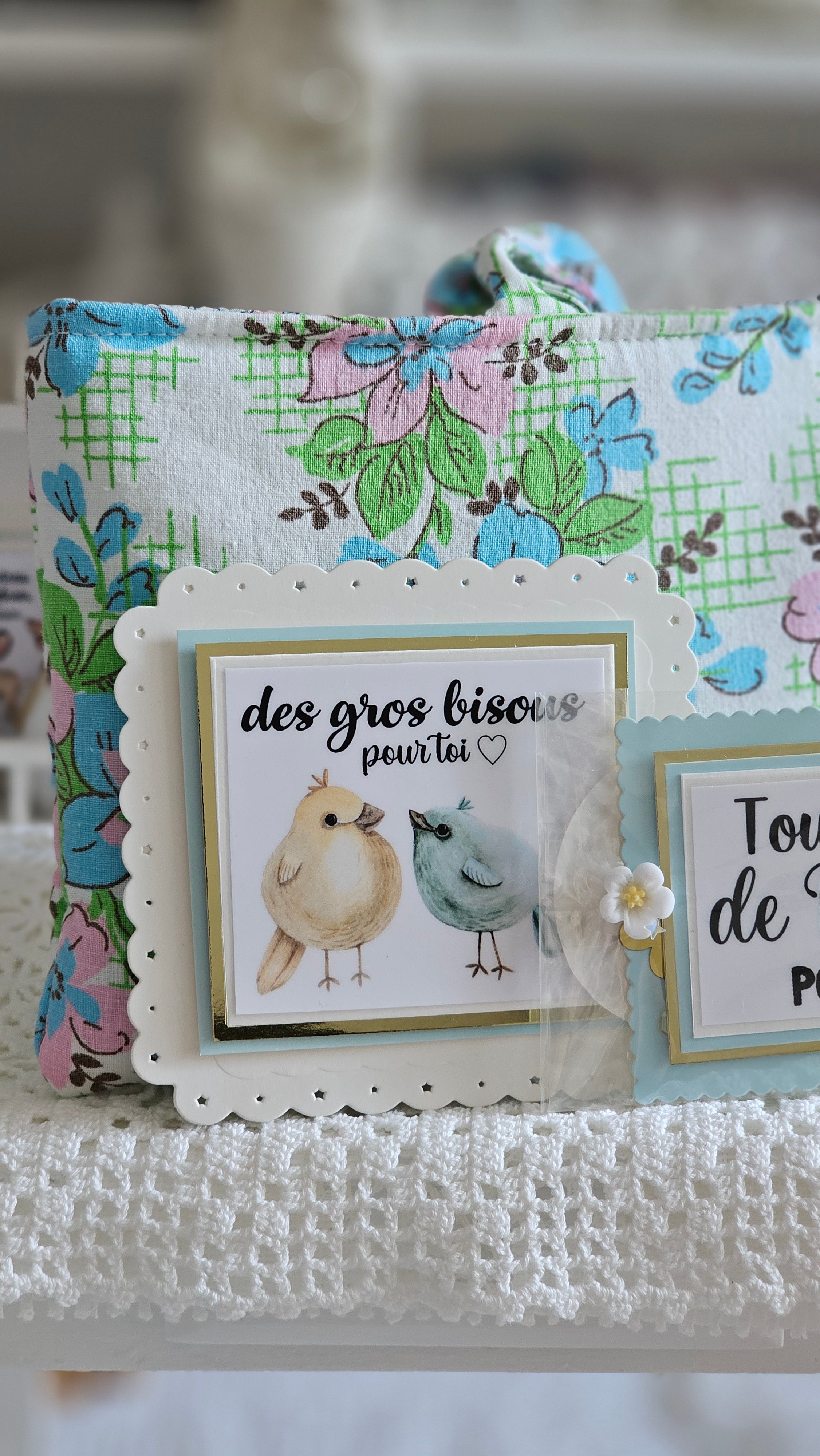 Pochette tissu fleuri et cartes à paillettes