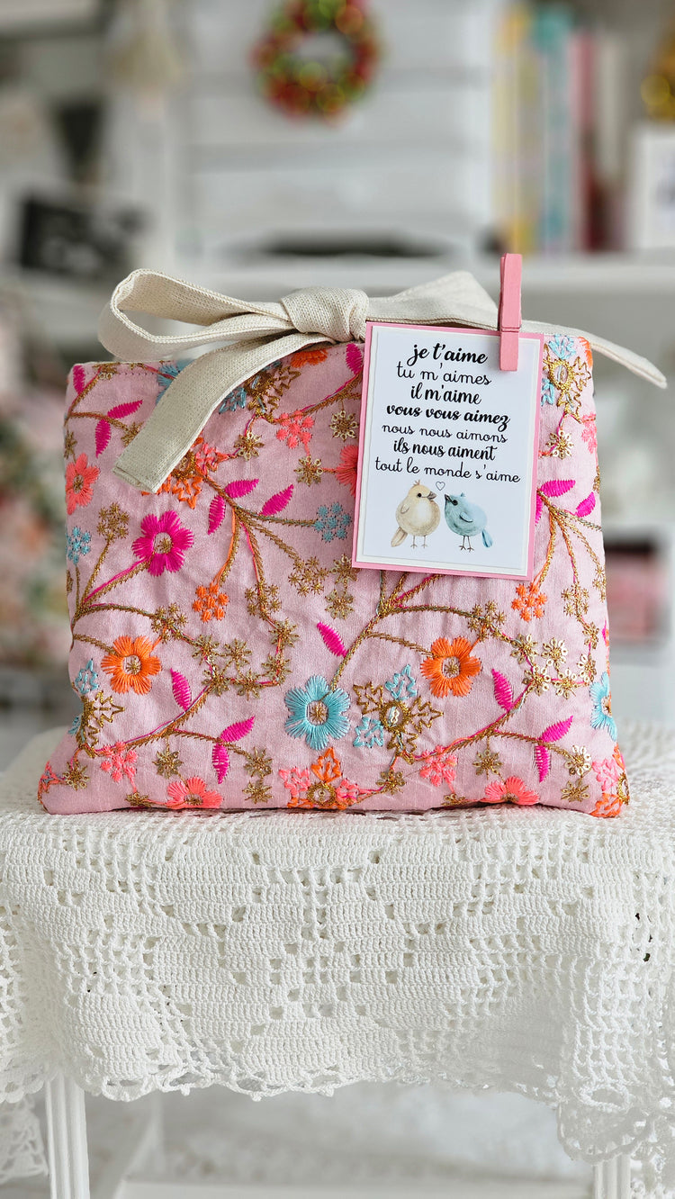 Pochette tissu fleuri pour livre de poche