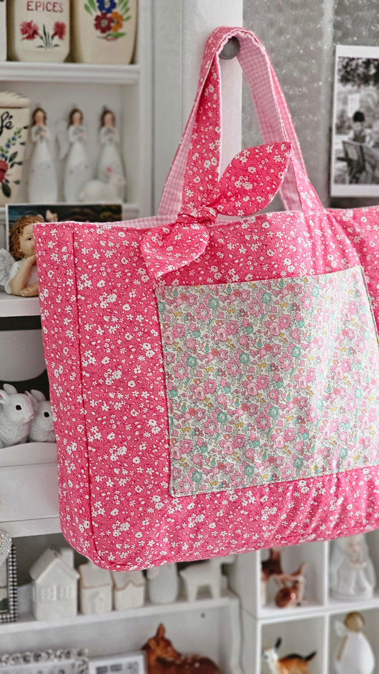 Sac cabas rose fleuri